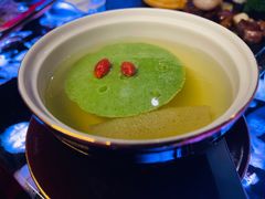 厚竹笙鸡汁炖莲蓬-上座·外滩源