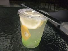 -旧屋咖啡(海景店)