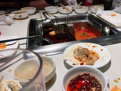 -海底捞火锅鲜切牛肉主题店(长寿路店)