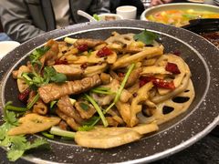 -万重锦·人文川菜馆(骡马市店)