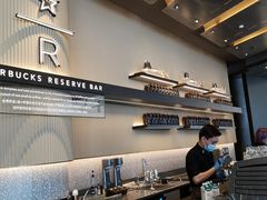 -星巴克臻选(上海合生汇1F店)