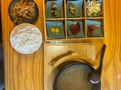 -勺子米线·云南传统小吃市集(四方街店)