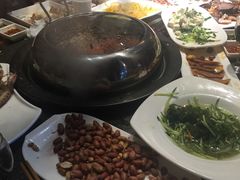-马路边上·小海鲜烧烤(八一路店)