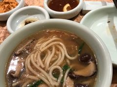 -萨拉伯尔水源素问店·韩国宫廷料理(人民路店)
