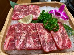 -韩烧牛中牛·甄选黑牛烤肉(黑金店)