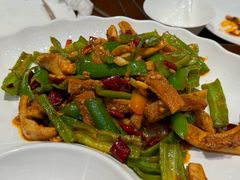 青椒爆炒牛肚-青海名吃尕张娃非遗烤肉(海湖总店)