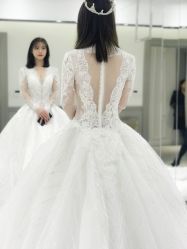 点击看大图 -GRACE KELLY婚纱与礼服(北京店)