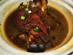 -老码头黑皮肘子锅包肉(赣水路店)