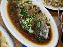 广式铜盆鱼-洲晓鲜·舟山海鲜大排档(朱家尖风景区店)