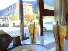 -黑青稞庄园·新式藏餐·牦牛肉汤锅(新都桥店)