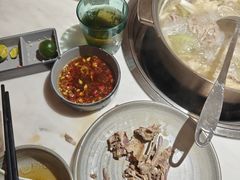 -喃喃椰·糟粕醋·椰子鸡火锅(七堡花园店)