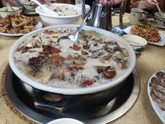 -东巴谷野生菌火锅餐厅