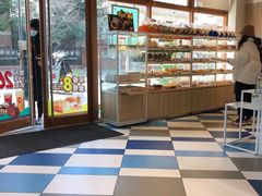 -85度C(生甜甜圈研究工坊·上海局门店)