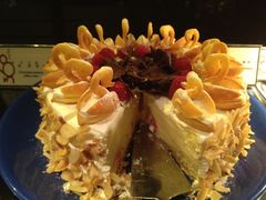 -澳门旅游塔360°旋转餐厅(南湾湖广场店)