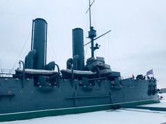 -阿芙乐尔号巡洋舰