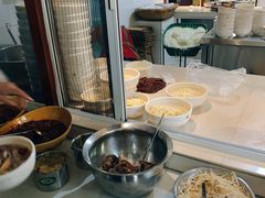 自助调料区-沈卫国卤鸡店(总店)