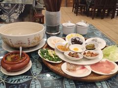 -桥香园云南过桥米线(金马碧鸡店)