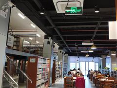 -上海市虹口区图书馆(曲阳分馆)