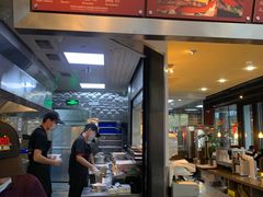 -The Habit Burger Grill 哈比特汉堡(复兴soho店)
