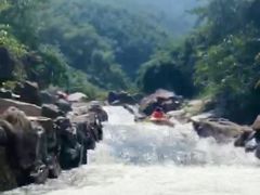 -虎啸峡漂流