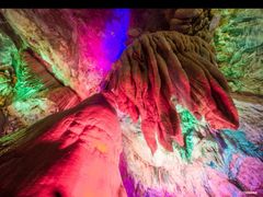 -颛顼龙洞旅游景区