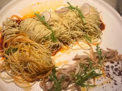 鸡丝拌面-桂满陇天书(南京德基旗舰店)