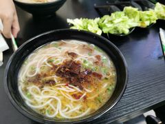 -花溪巷牛肉粉(泉城路店)
