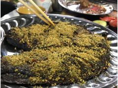 秘制罗非鱼-阿昌白族石板烧(大理古城店)