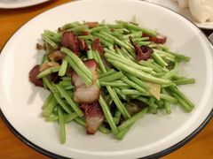 -莲餐厅·湖北菜·潜江小龙虾店(愚园路店)