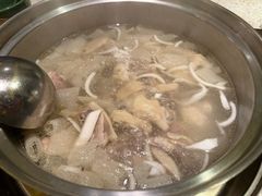 竹笙椰子鸡-润园四季椰子鸡火锅(海上世界店)