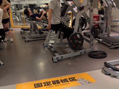 -超鹿运动(大唐世家店)