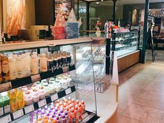 零售区-巴黎贝甜(龙之梦购物中心虹口店)