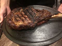 -恰餐厅及酒吧 CHAR Bar & Grill (北京丽都皇冠假日店)