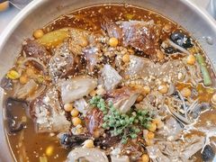 -蓉三少冒烤鸭·四川小吃集(北京首店)