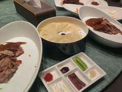 -凤凰园烤鸭店·唐山菜·传承花椒肉(老唐丰路店)