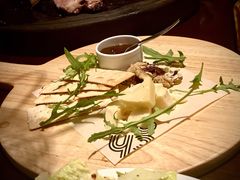 -恰餐厅及酒吧 CHAR Bar & Grill (北京丽都皇冠假日店)