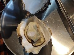 威海首家高压锅竹笼生蚝-蚝堡海鲜·威海菜·海肠捞饭·烧烤·亚洲吃蚝公司(幸福门店)