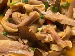 鲜鹿茸菇烧肚条-拂晓山房·私房川菜(西门店)