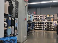 -迪卡侬(越秀公园店)