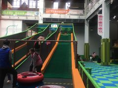 -蒙特利亲子乐园