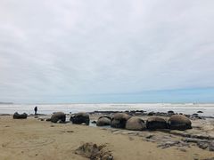 -摩拉基大圆石