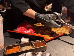 -铭牛烧肉·和牛海鲜自助(高新月牙湖店)