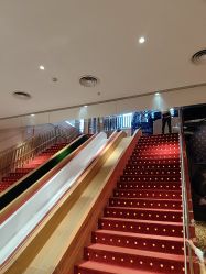 -奈尔宝·儿童乐园·亲子餐厅(前滩店)