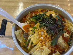 -丽丽三鲜螺蛳粉(田林路店)