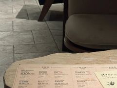 -Hideout Hookah Lounge·隐觅地