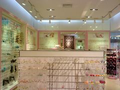 Lizzie饰品店F211-莲花国际广场