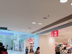 -东荟城名店仓