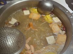 -马家斑.鲜鱼火锅(松湖万科店)