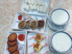-周大娘牛乳(旧寨古村总店)