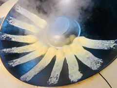 特色锅边馍-聚益堂万州烤鱼•江湖菜•小龙虾